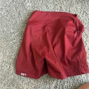 Set Active dark red micro shorts